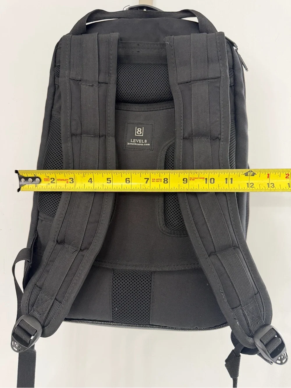 Level 8 level black